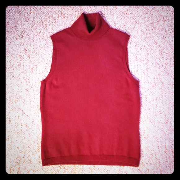 100% CASHMERE Magenta Turtleneck Tank - Picture 1 of 2